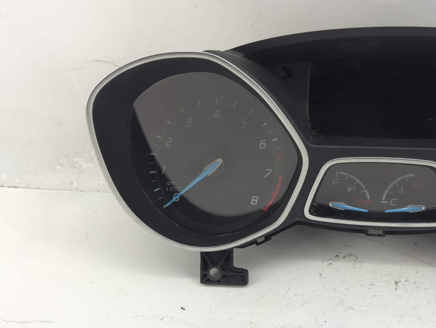 2013-2014 Ford Focus Instrument Cluster Speedometer Gauges Fits Fits 2013 2014 OEM Used Auto Parts - Oemusedautoparts1.com