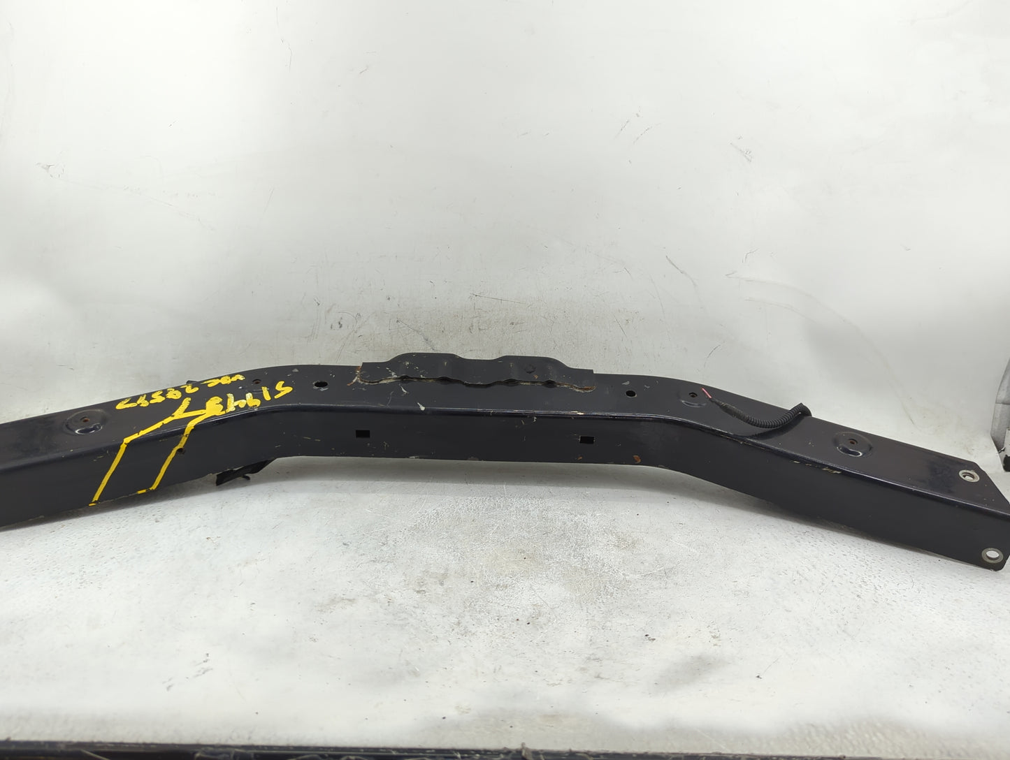 2008-2011 Ford Focus Radiator Support Oem 1311795 - Oemusedautoparts1.com