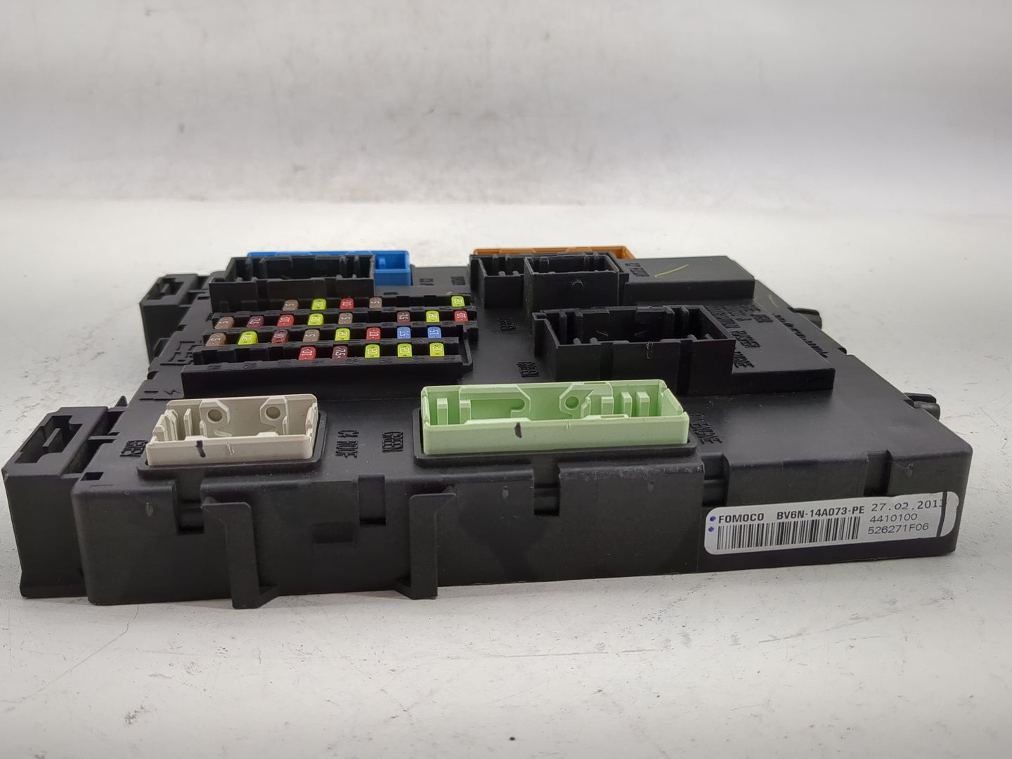 2013-2013 Ford Focus Body Control Module Bcm Inner Cabin Fuse Box - Oemusedautoparts1.com