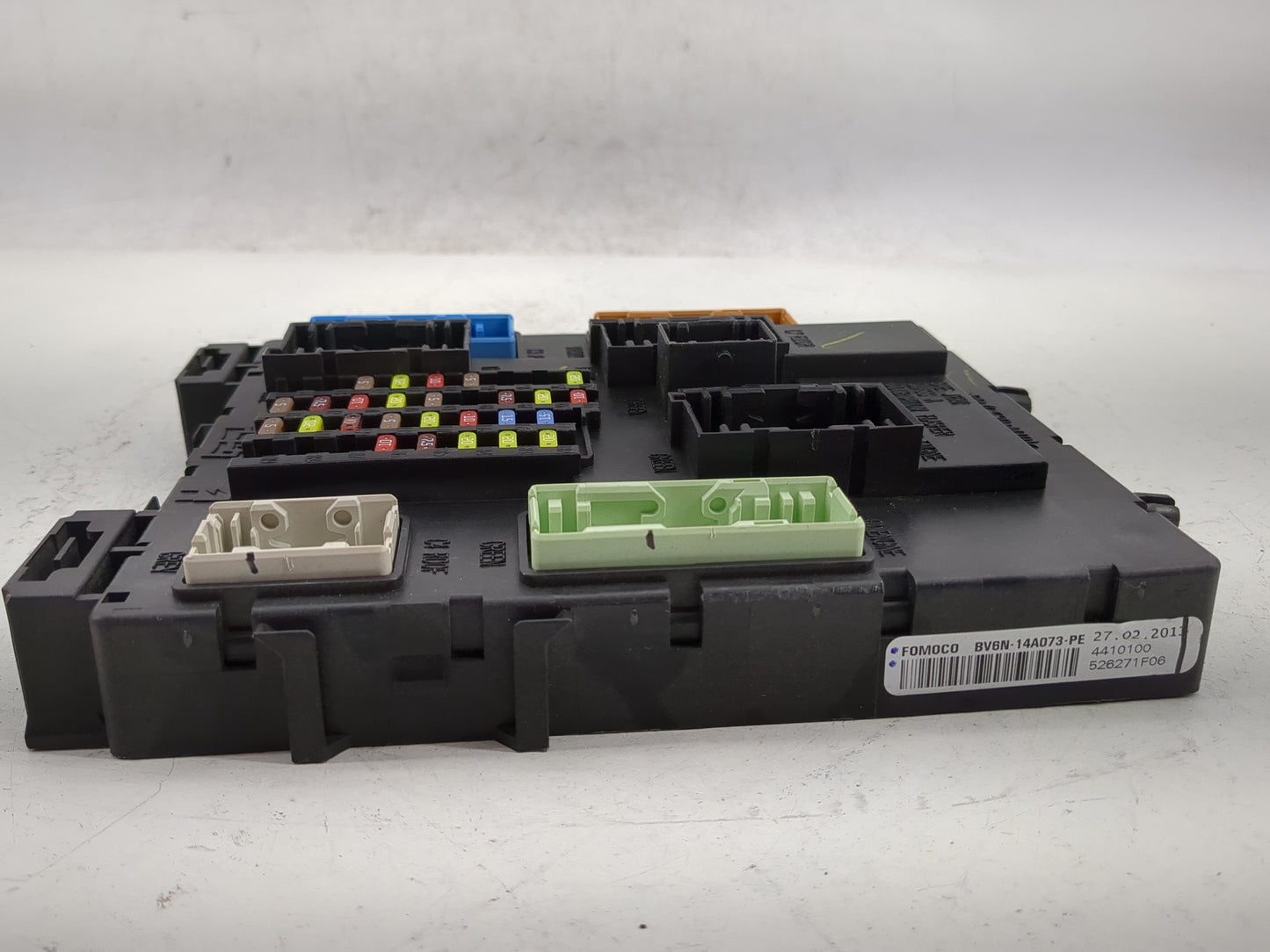 2013-2013 Ford Focus Body Control Module Bcm Inner Cabin Fuse Box - Oemusedautoparts1.com