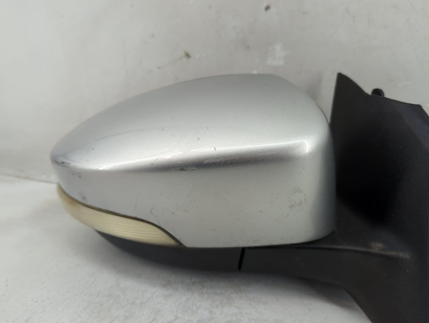 2012-2014 Ford Focus Passenger Side View Mirror - Right Door Mirror OEM Used - Oemusedautoparts1.com