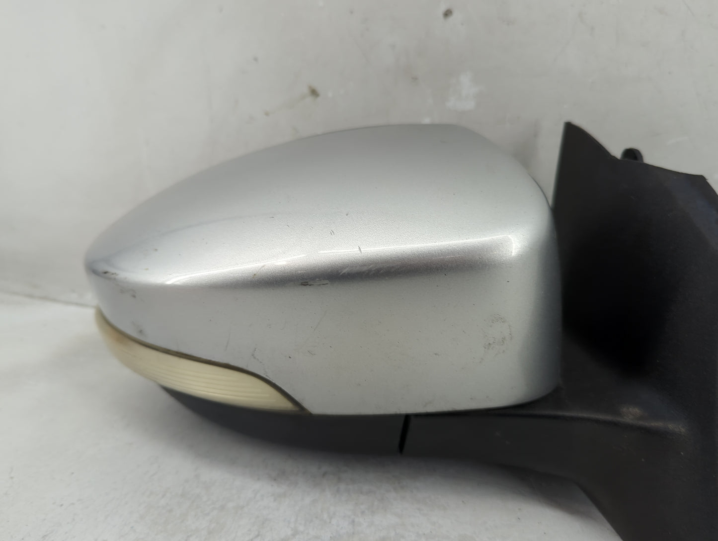 2012-2014 Ford Focus Passenger Side View Mirror - Right Door Mirror OEM Used - Oemusedautoparts1.com