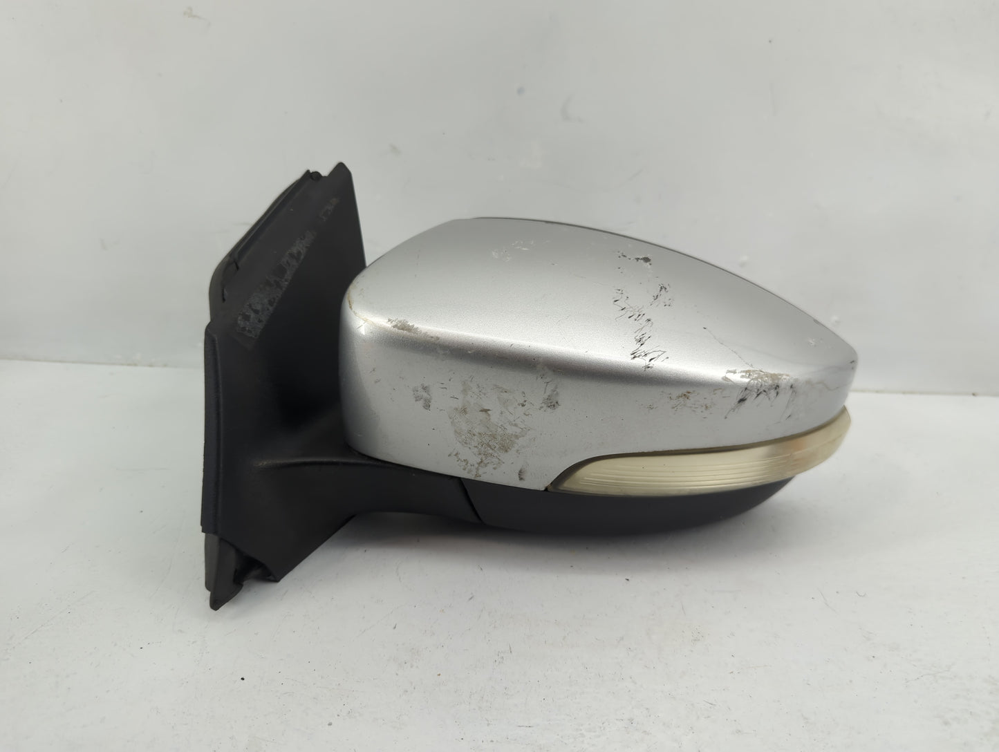 2012-2014 Ford Focus Driver Side View Mirror - Left Door Mirror OEM Used - Oemusedautoparts1.com