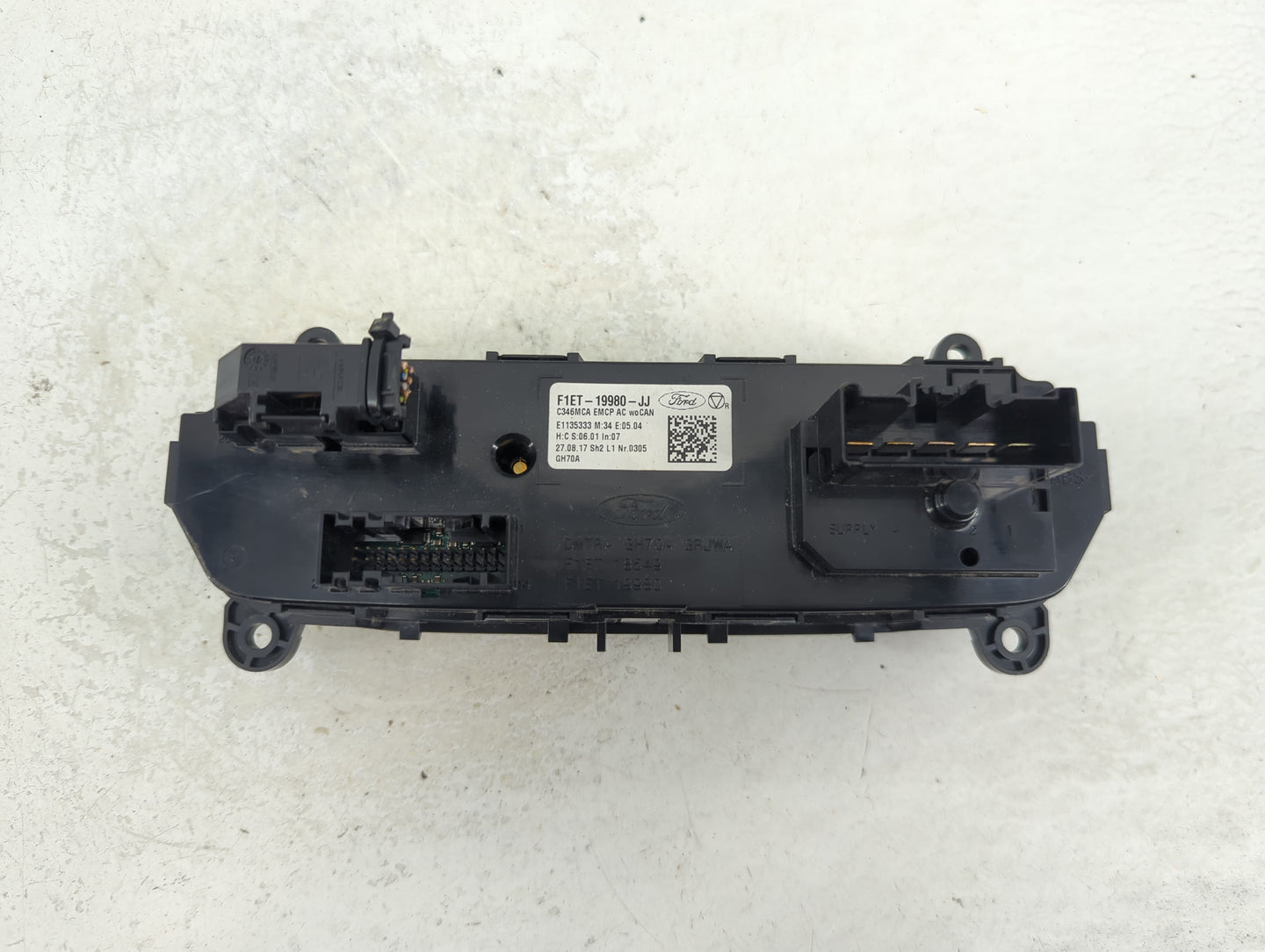 2015-2018 Ford Focus Climate Control Module Temperature AC/Heater Replacement Fits Fits 2015 2016 2017 2018 OEM Used Auto Pa