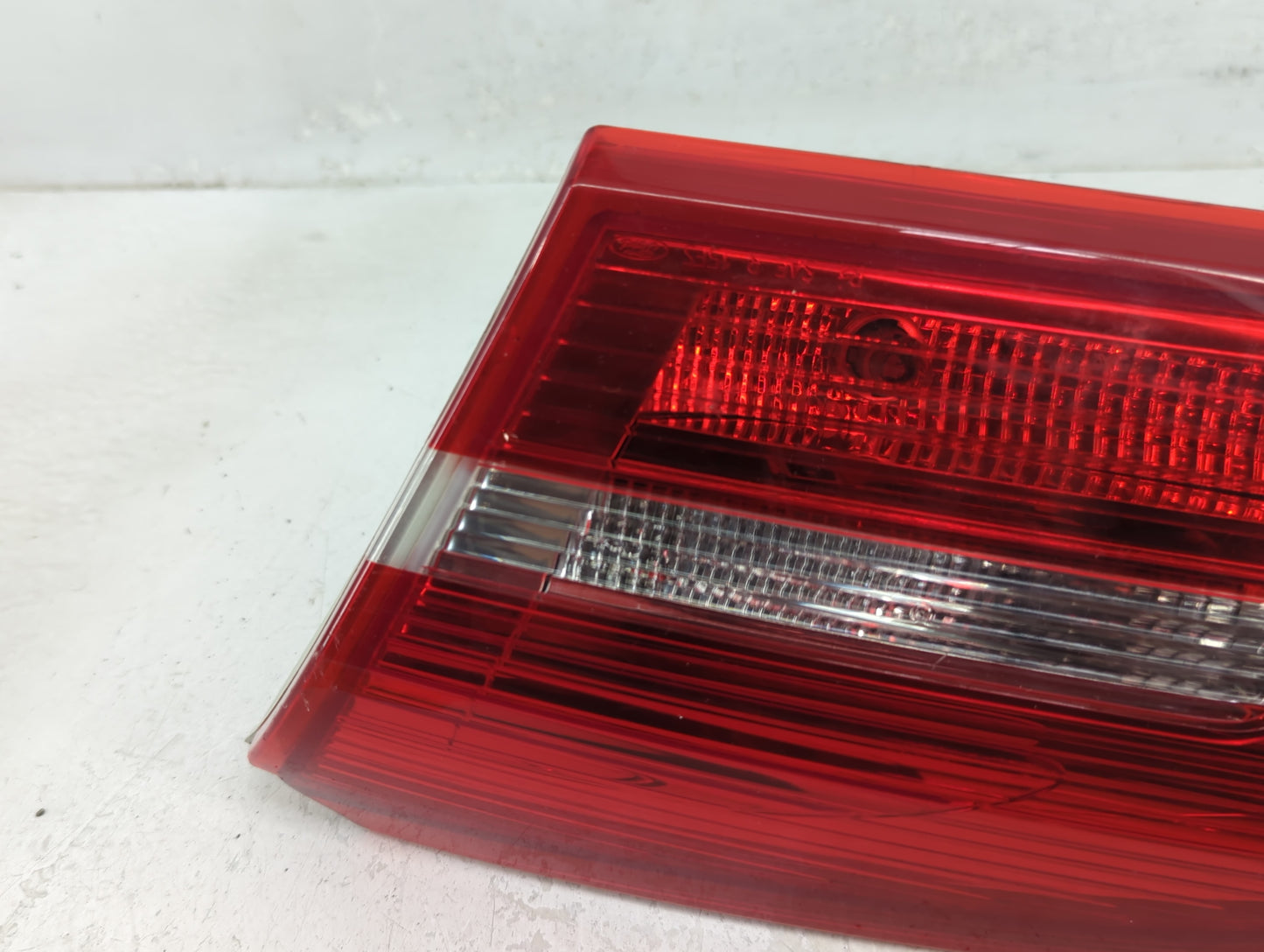 2015-2018 Ford Focus Passenger Right Side Deck Lid Mounted Tail Light - Oemusedautoparts1.com