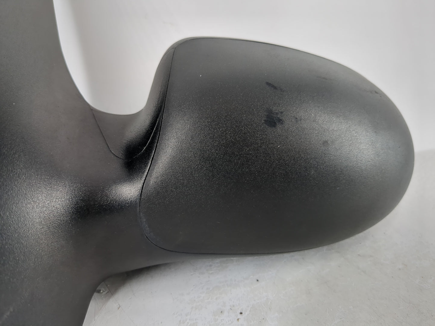 Ford Focus Driver Left Side View Manual Door Mirror - Oemusedautoparts1.com