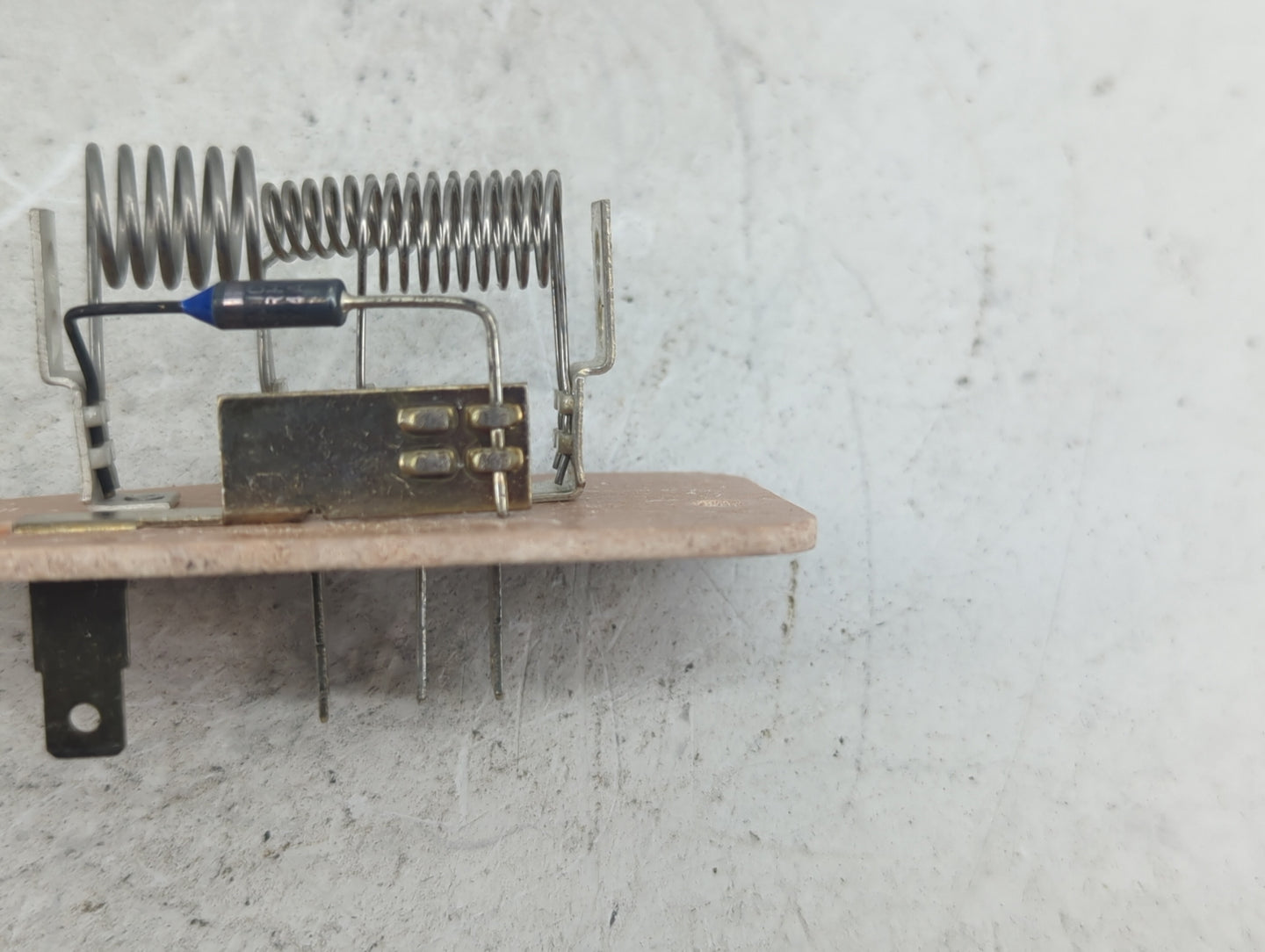 Ford Ford 1416262 - Oemusedautoparts1.com