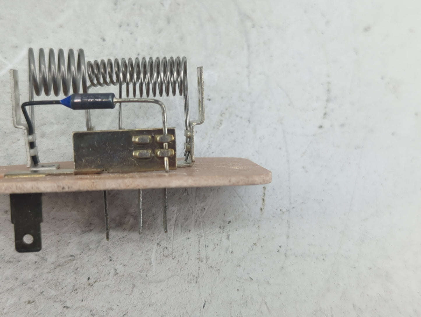 Ford Ford 1416262 - Oemusedautoparts1.com