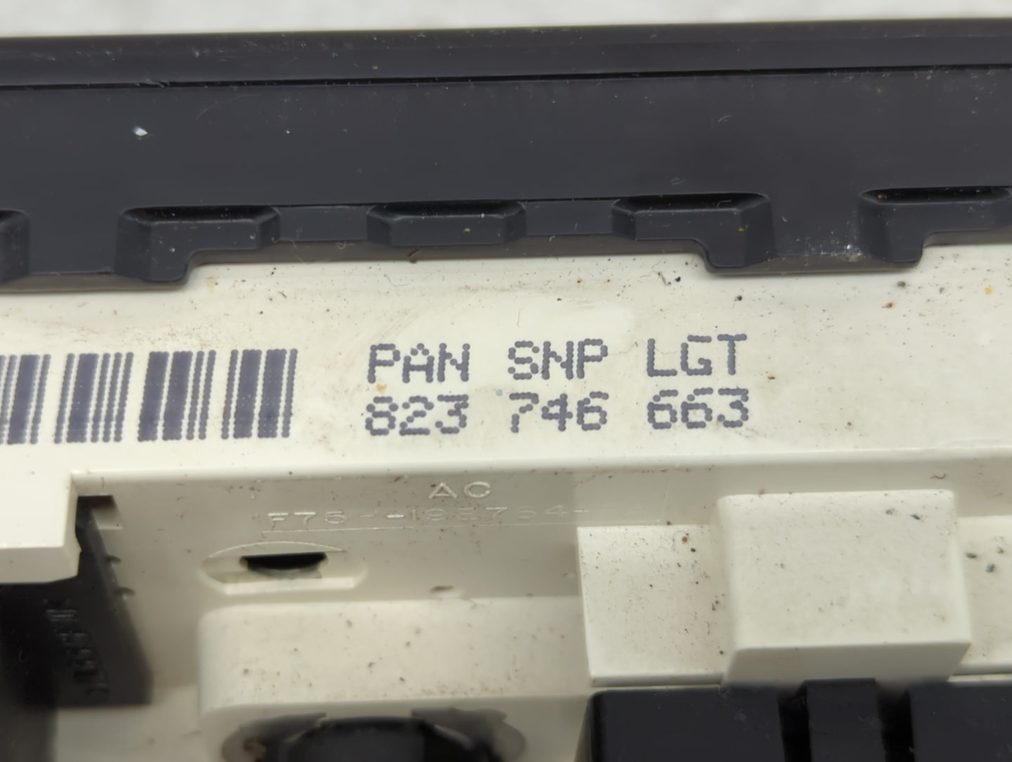 0 Ford Ford F150 Pickup Climate Control Module Temperature AC/Heater Replacement Fits Fits 1997 1998 OEM Used Auto Parts - O