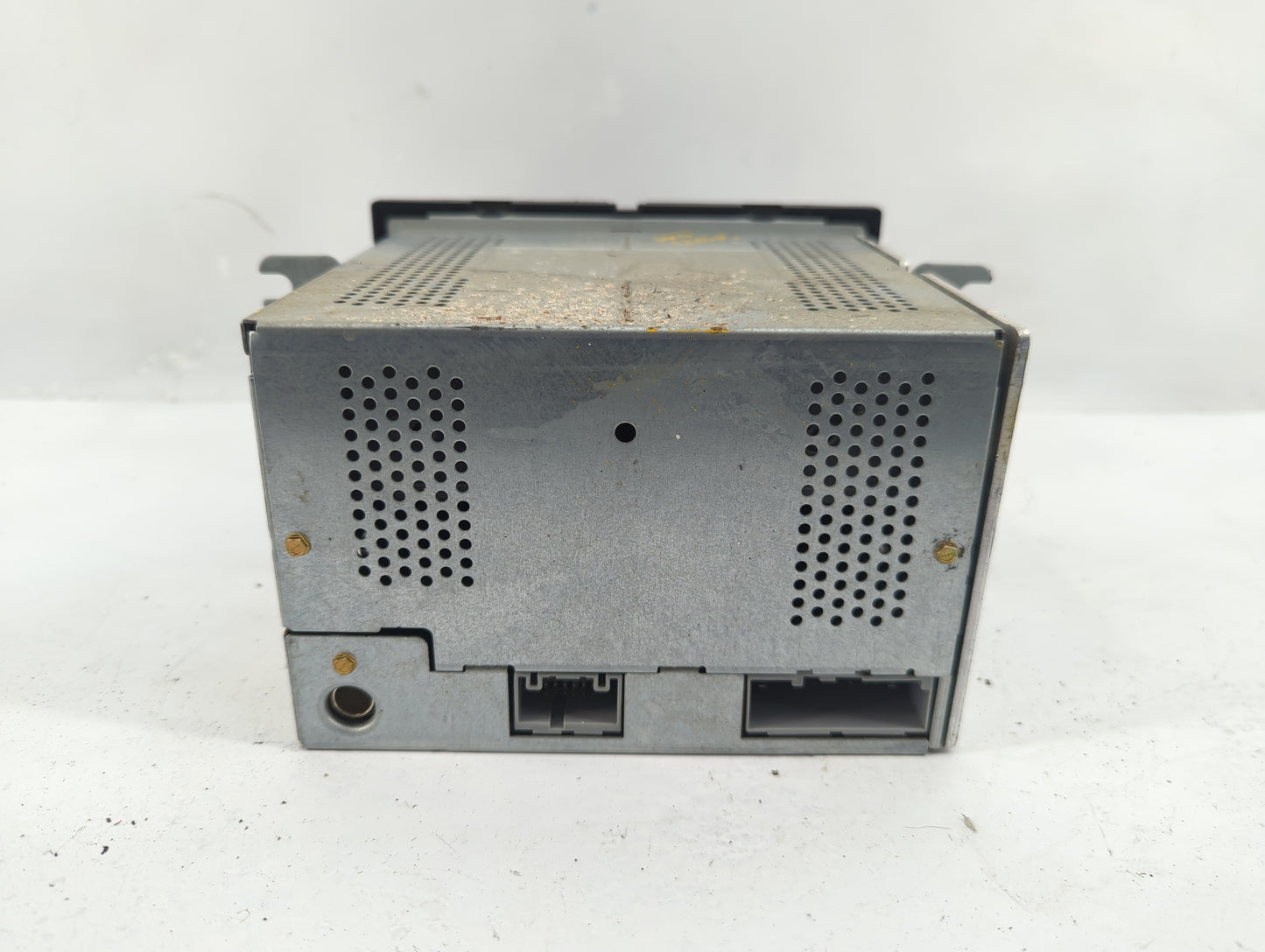 2004-2005 Ford Freestar Radio AM FM Cd Player Receiver Replacement Fits Fits 2004 2005 OEM Used Auto Parts - Oemusedautopart