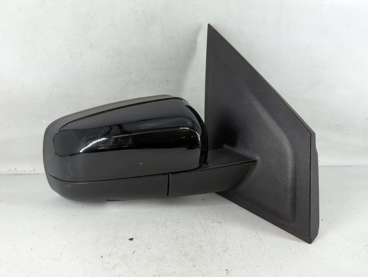 2005-2007 Ford Freestyle Passenger Side View Mirror - Right Door Mirror OEM Used - Oemusedautoparts1.com