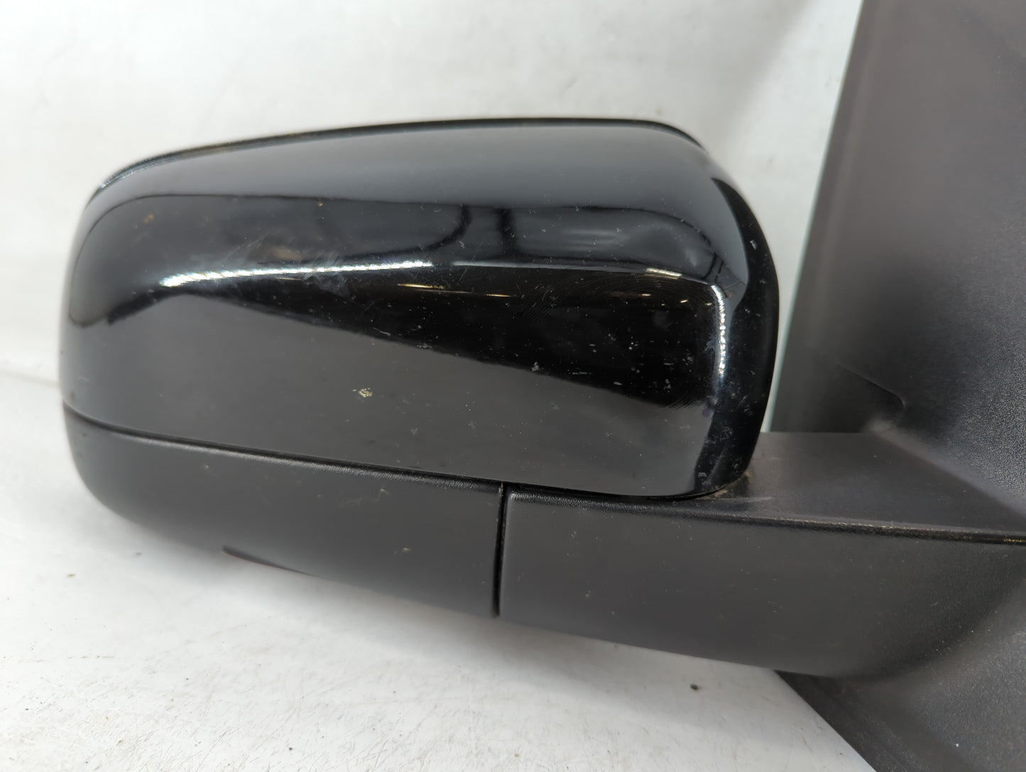 2005-2007 Ford Freestyle Passenger Side View Mirror - Right Door Mirror OEM Used - Oemusedautoparts1.com