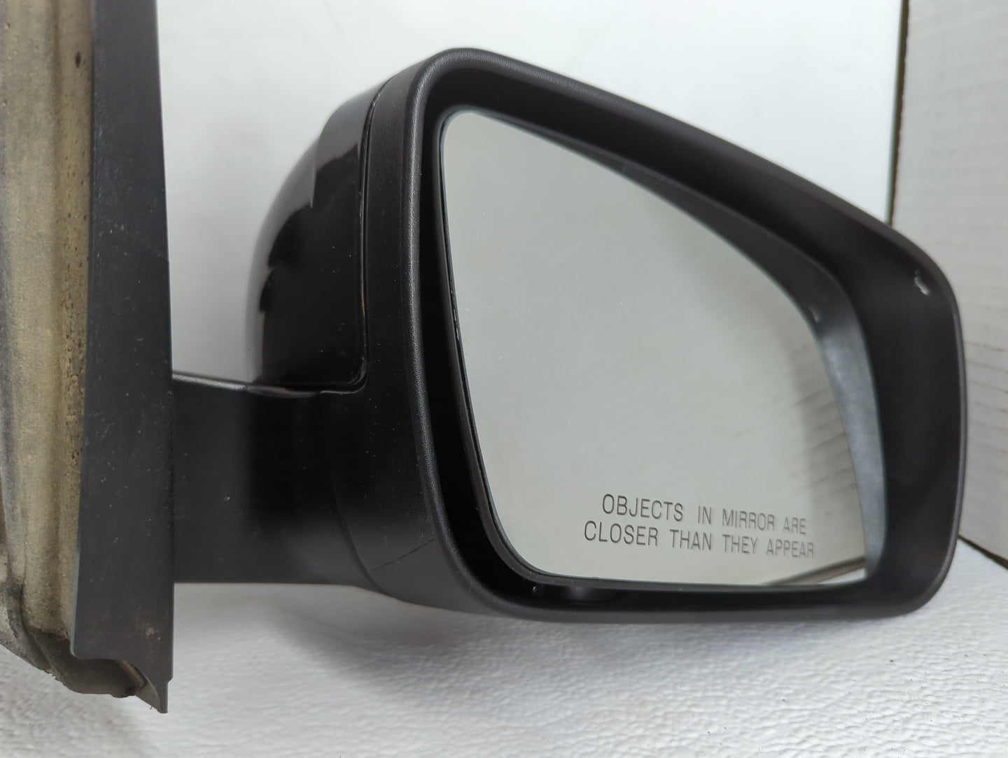 2005-2007 Ford Freestyle Passenger Side View Mirror - Right Door Mirror OEM Used - Oemusedautoparts1.com