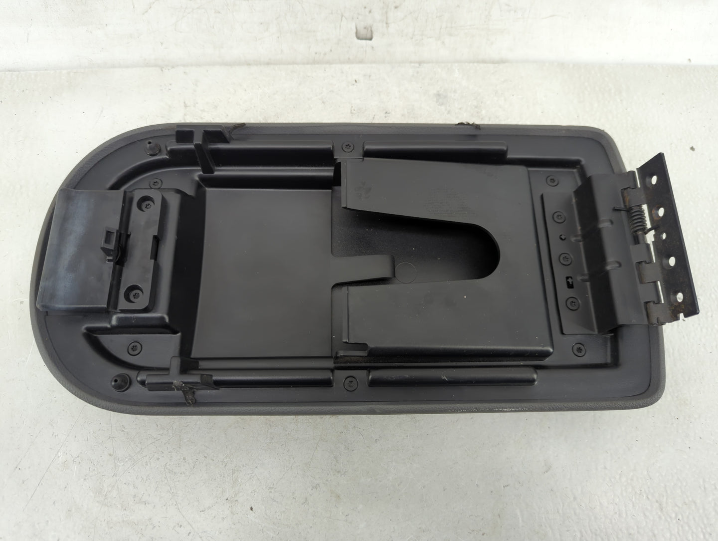 2005-2007 Ford Freestyle Center Console Armrest Cover Lid Fits Fits 2005 2006 2007 OEM Used Auto Parts - Oemusedautoparts1.c