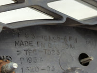2005-2007 Ford Freestyle Front Grille Bumper Not Included - Oemusedautoparts1.com