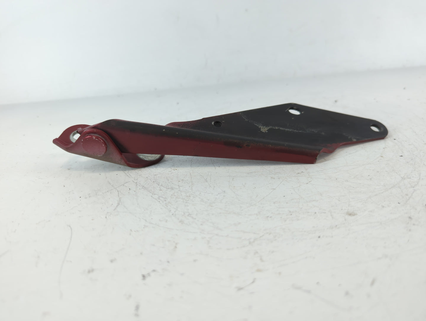 2005 Ford Freestyle Passenger Hood Hinge - Oemusedautoparts1.com
