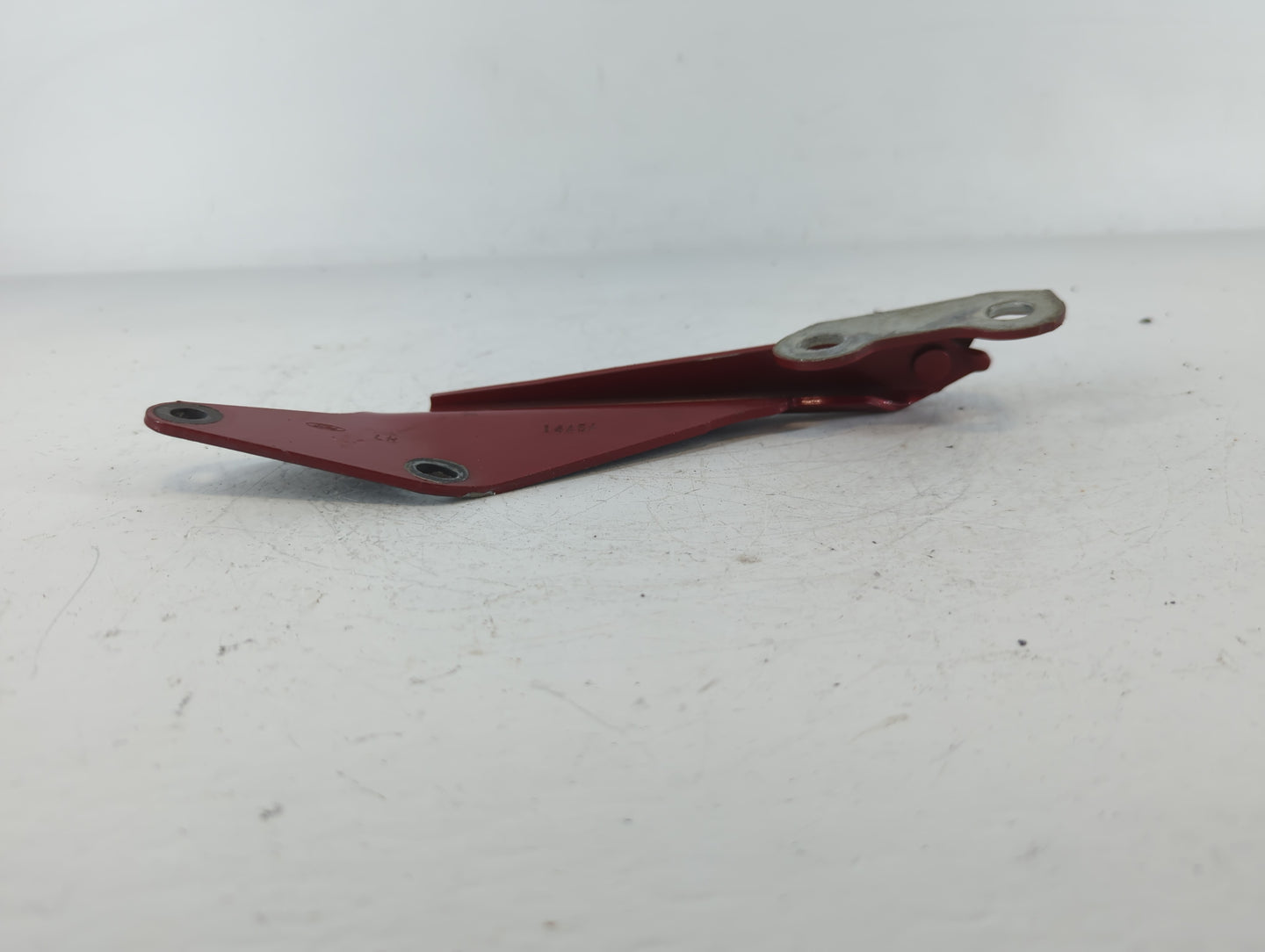 2005 Ford Freestyle Driver Hood Hinge - Oemusedautoparts1.com