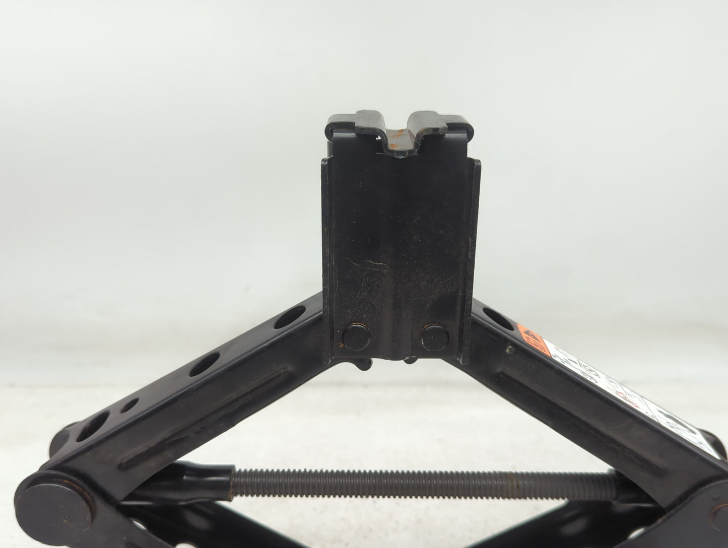 2015 Ford Fusion Spare Scissor Car Jack - Oemusedautoparts1.com