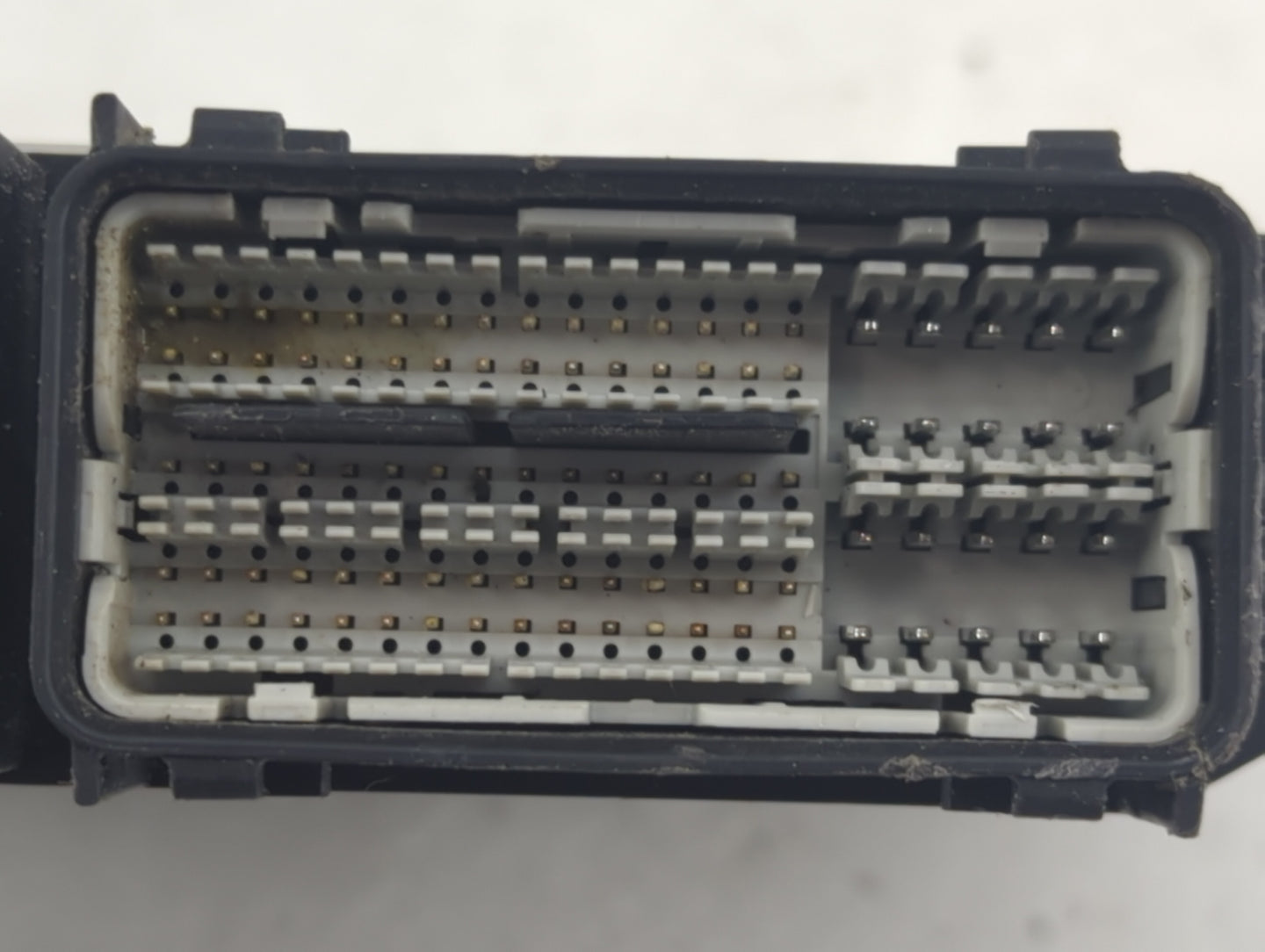 2014-2016 Ford Fusion PCM Engine Control Computer ECU ECM PCU OEM Fits Fits 2014 2015 2016 OEM Used Auto Parts - Oemusedauto