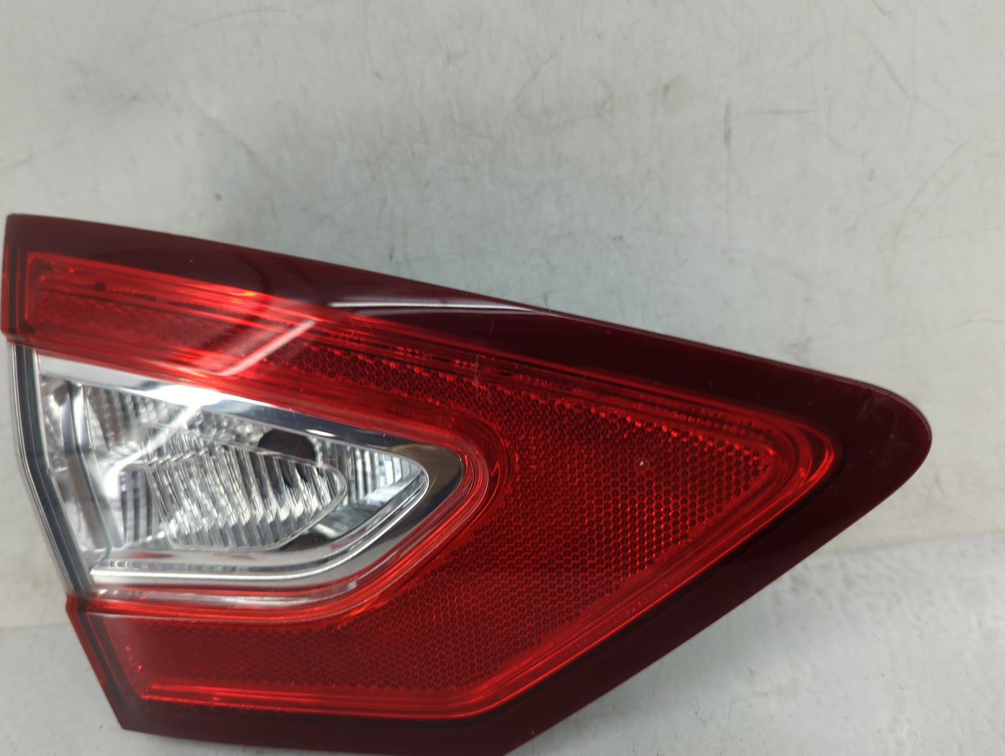 2013-2016 Ford Fusion Driver Left Side Deck Lid Mounted Tail Light - Oemusedautoparts1.com