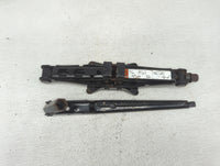 2011 Ford Fusion Spare Scissor Car Jack 1067250 - Oemusedautoparts1.com