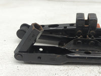 2011 Ford Fusion Spare Scissor Car Jack 1067250 - Oemusedautoparts1.com