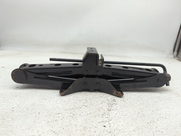 2014 Ford Fusion Spare Scissor Car Jack - Oemusedautoparts1.com