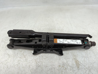 compare product Ford Fusion Spare Scissor Car Jack 1085673