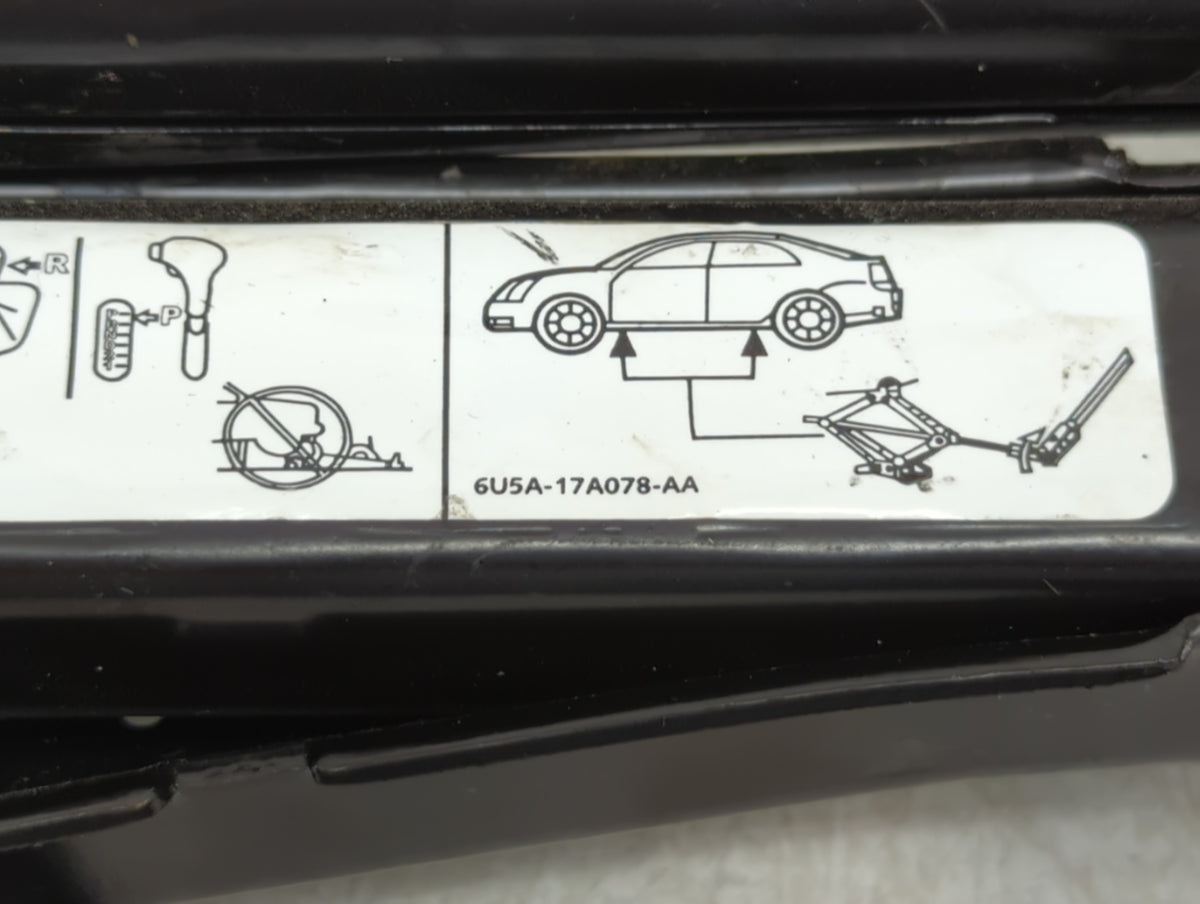 Ford Fusion Spare Scissor Car Jack 1085673 - Oemusedautoparts1.com