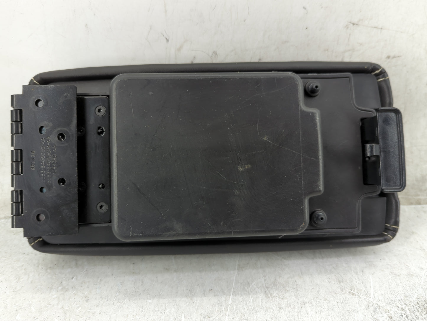 2010-2012 Ford Fusion Center Console Armrest Cover Lid Fits Fits 2010 2011 2012 OEM Used Auto Parts - Oemusedautoparts1.com