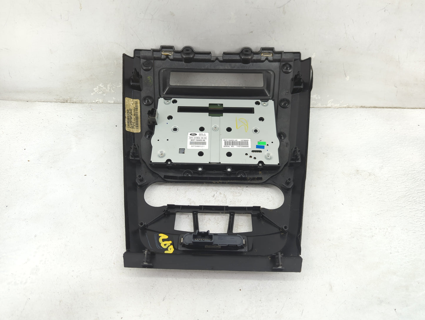 2011-2012 Ford Fusion Radio AM FM Cd Player Receiver Replacement Fits Fits 2011 2012 OEM Used Auto Parts - Oemusedautoparts1