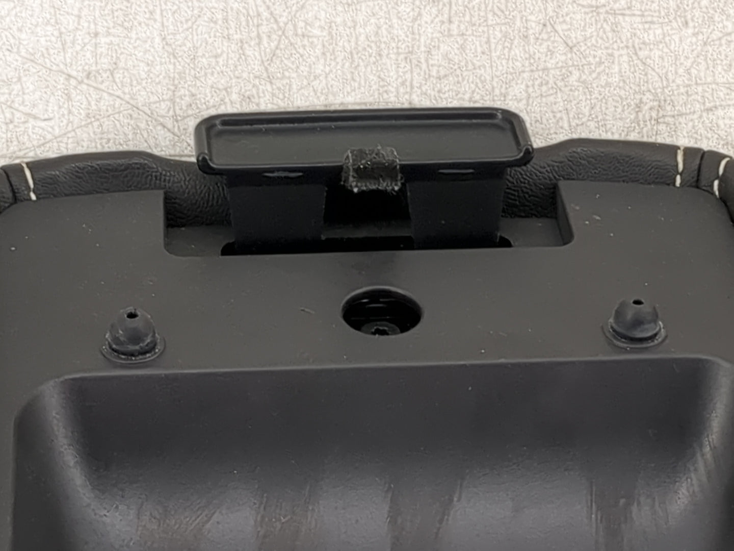 2010-2012 Ford Fusion Center Console Armrest Cover Lid Fits Fits 2010 2011 2012 OEM Used Auto Parts - Oemusedautoparts1.com
