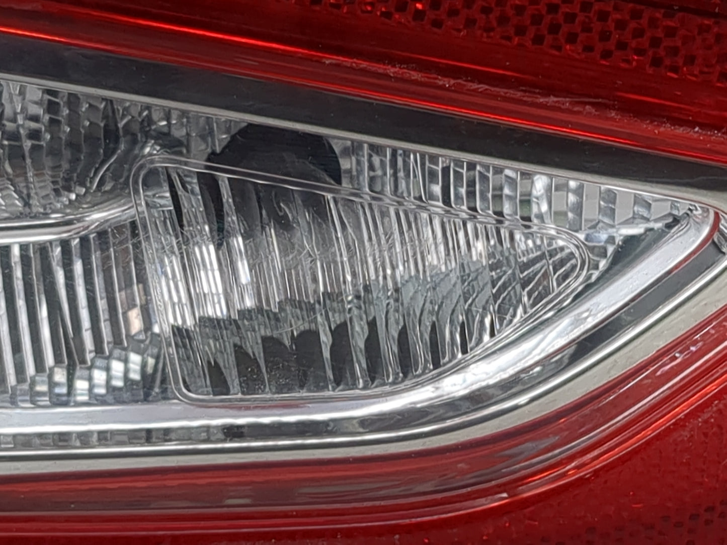 2013-2016 Ford Fusion Driver Left Side Deck Lid Mounted Tail Light 1158218 - Oemusedautoparts1.com