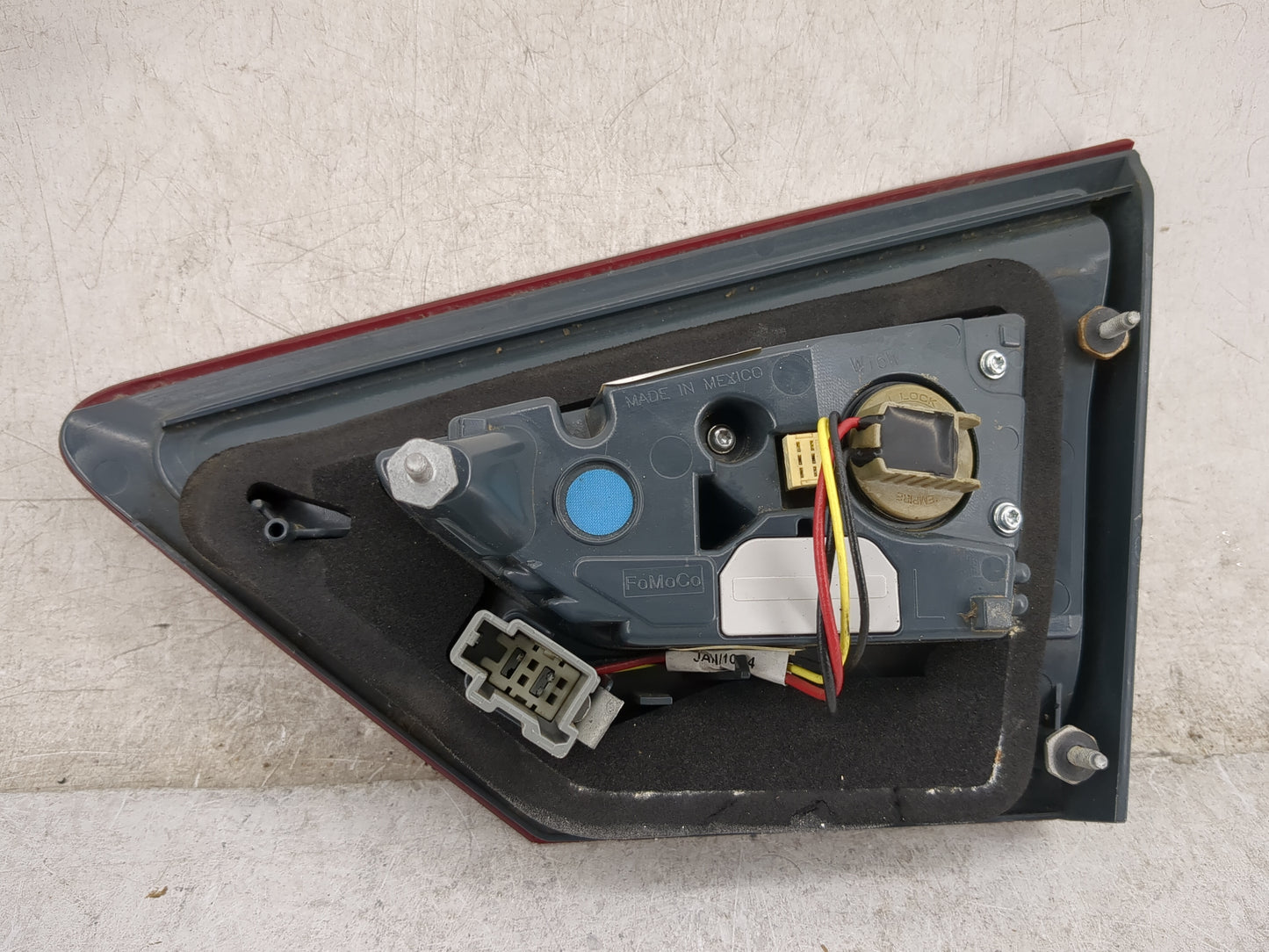 2013-2016 Ford Fusion Driver Left Side Deck Lid Mounted Tail Light 1158218 - Oemusedautoparts1.com
