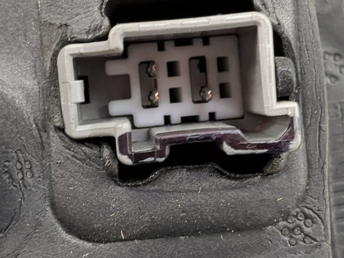 2010-2012 Ford Fusion Interior Rear View Mirror Replacement OEM Fits OEM Used Auto Parts - Oemusedautoparts1.com