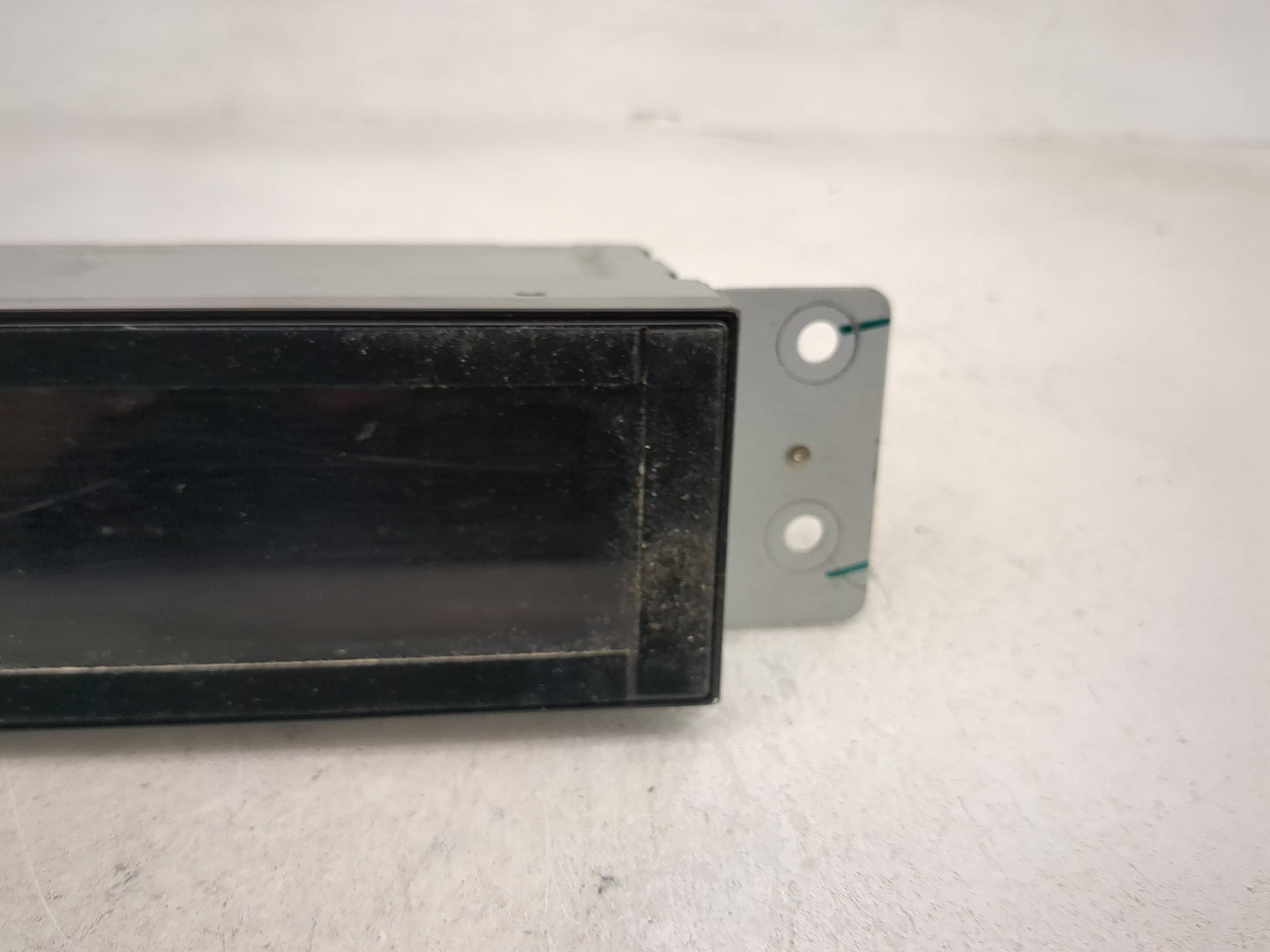 2010-2012 Ford Fusion Information Display Screen 1180556 - Oemusedautoparts1.com