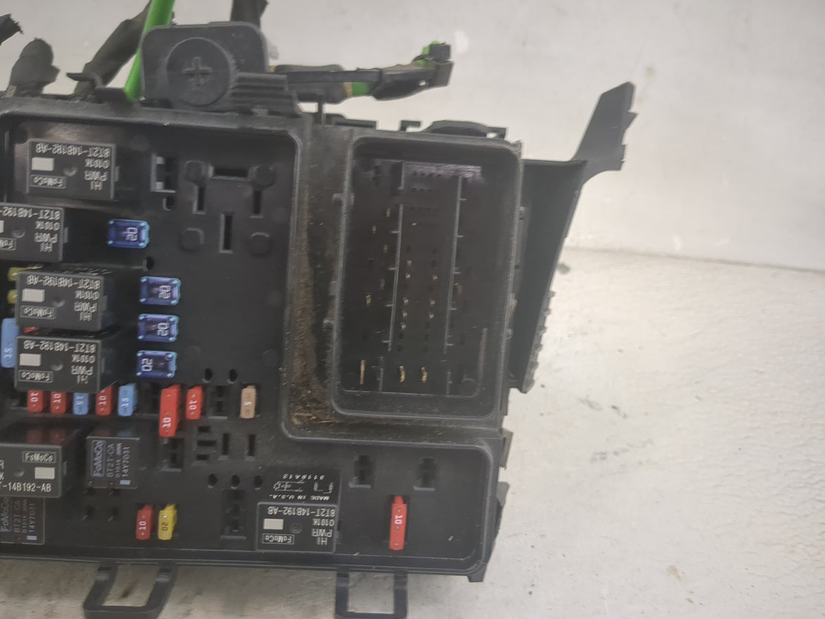 2017-2020 Ford Fusion Fusebox Fuse Box Panel Relay Module Fits Fits 2017 2018 2019 2020 OEM Used Auto Parts - Oemusedautopar