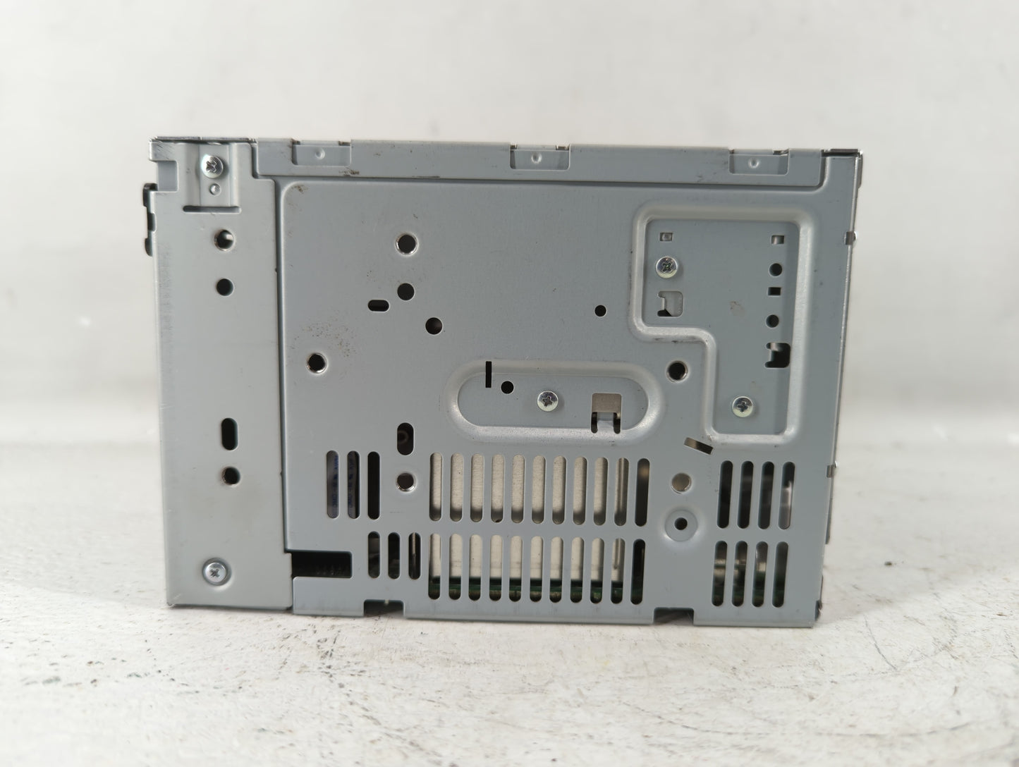 2011-2012 Ford Fusion Am Fm Cd Player Radio Receiver - Oemusedautoparts1.com