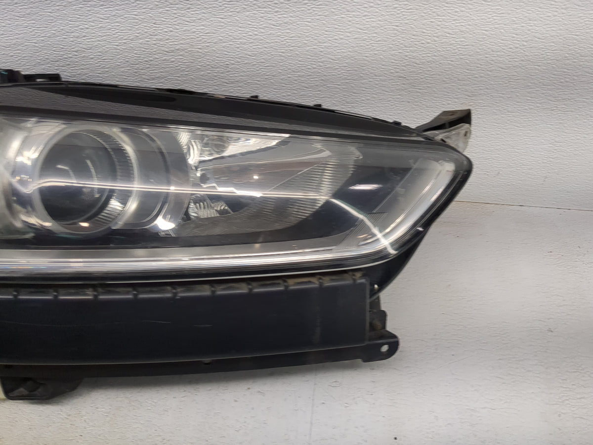2013-2016 Ford Fusion Passenger Right Oem Head Light Headlight Lamp 5038930 - Oemusedautoparts1.com