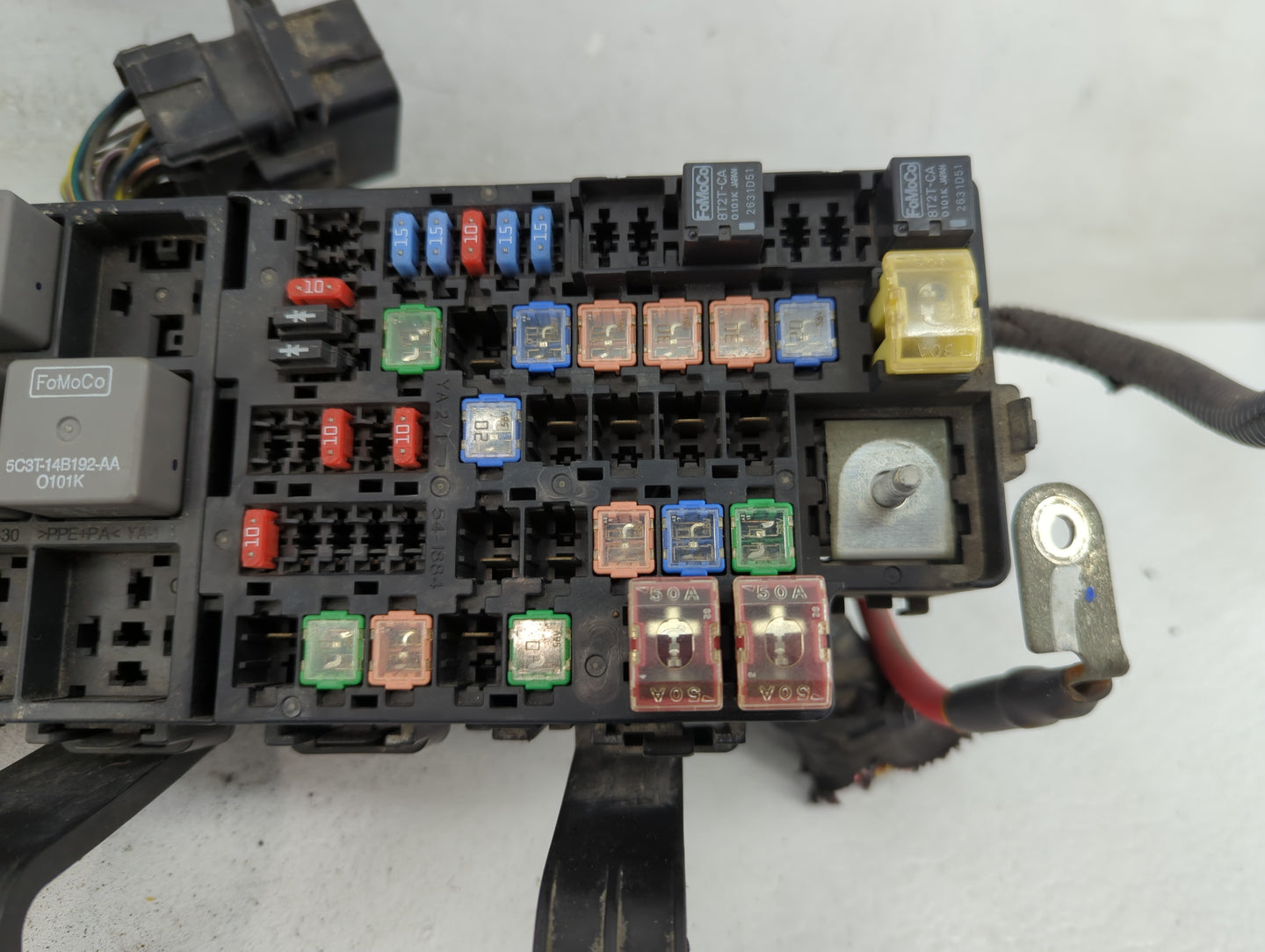 2010-2012 Ford Fusion Fusebox Fuse Box Panel Relay Module Fits Fits 2010 2011 2012 OEM Used Auto Parts - Oemusedautoparts1.c