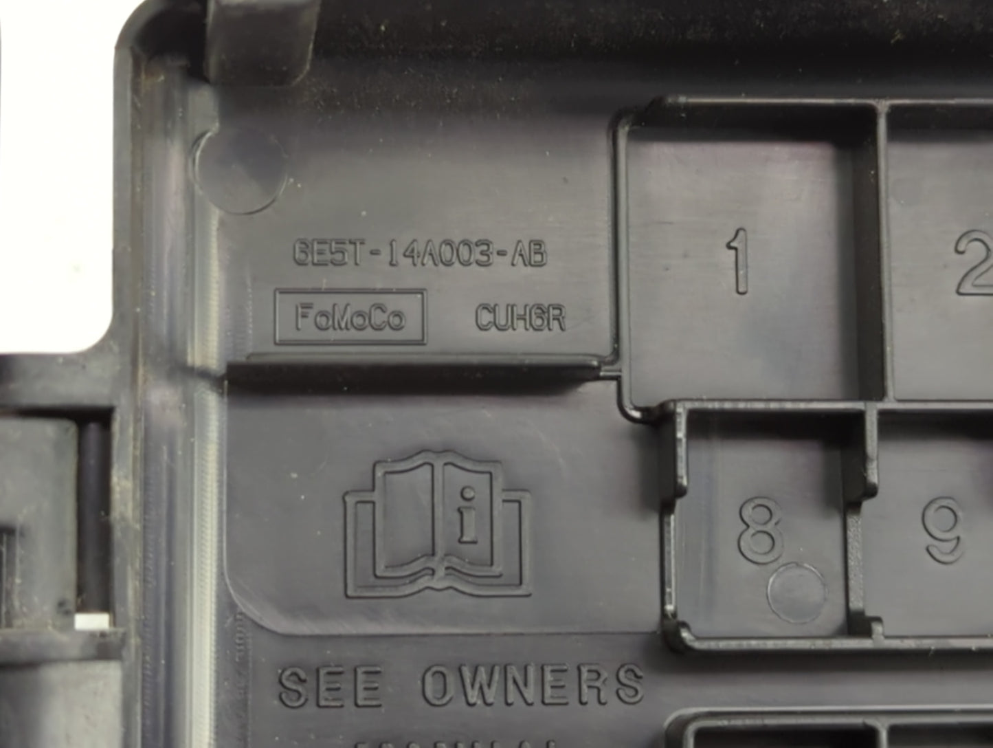 2010-2012 Ford Fusion Fusebox Fuse Box Panel Relay Module Fits Fits 2010 2011 2012 OEM Used Auto Parts - Oemusedautoparts1.c