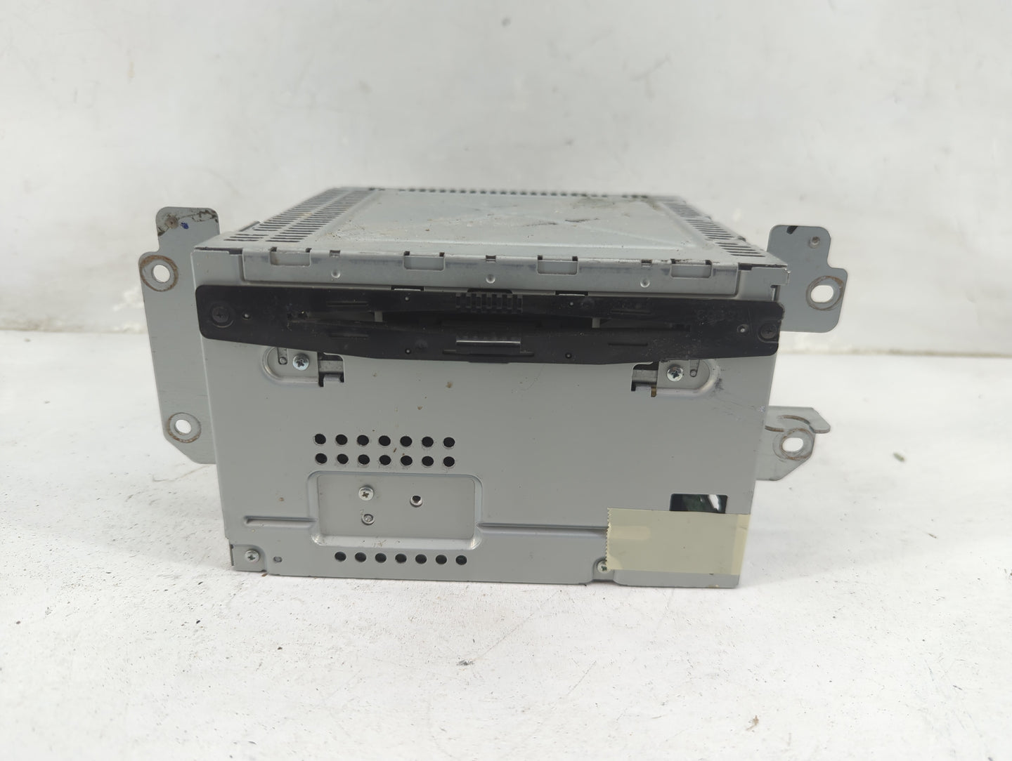 2010 Ford Fusion Radio AM FM Cd Player Receiver Replacement Fits OEM Used Auto Parts - Oemusedautoparts1.com