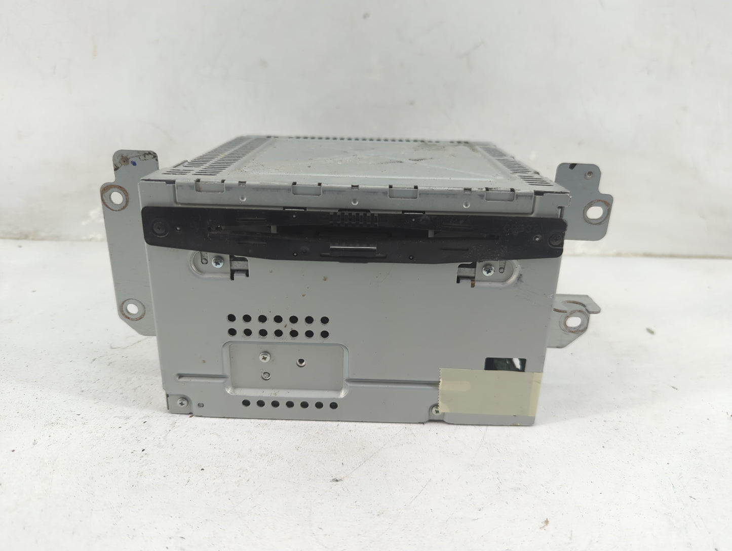 2010 Ford Fusion Radio AM FM Cd Player Receiver Replacement Fits OEM Used Auto Parts - Oemusedautoparts1.com