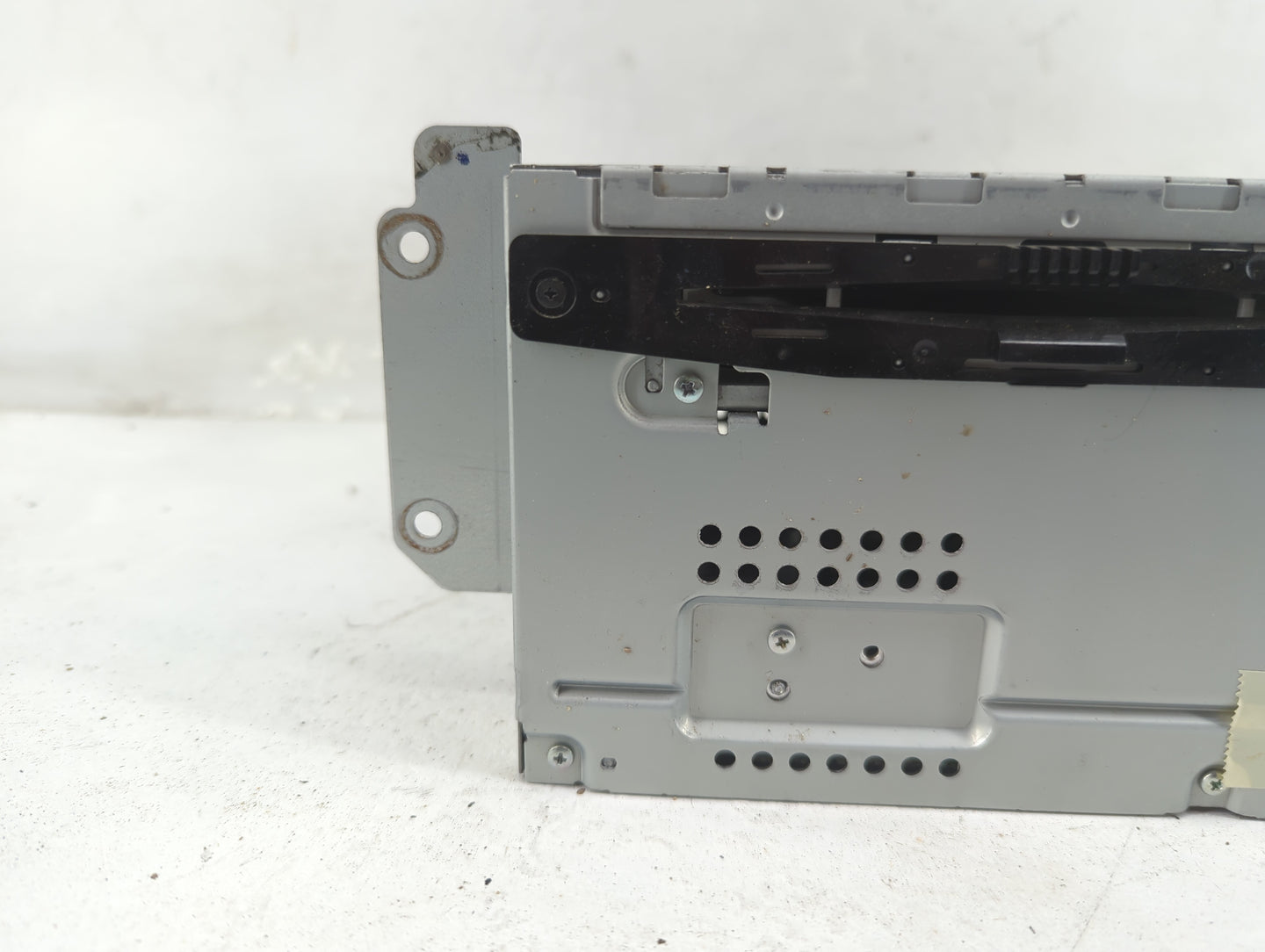 2010 Ford Fusion Radio AM FM Cd Player Receiver Replacement Fits OEM Used Auto Parts - Oemusedautoparts1.com