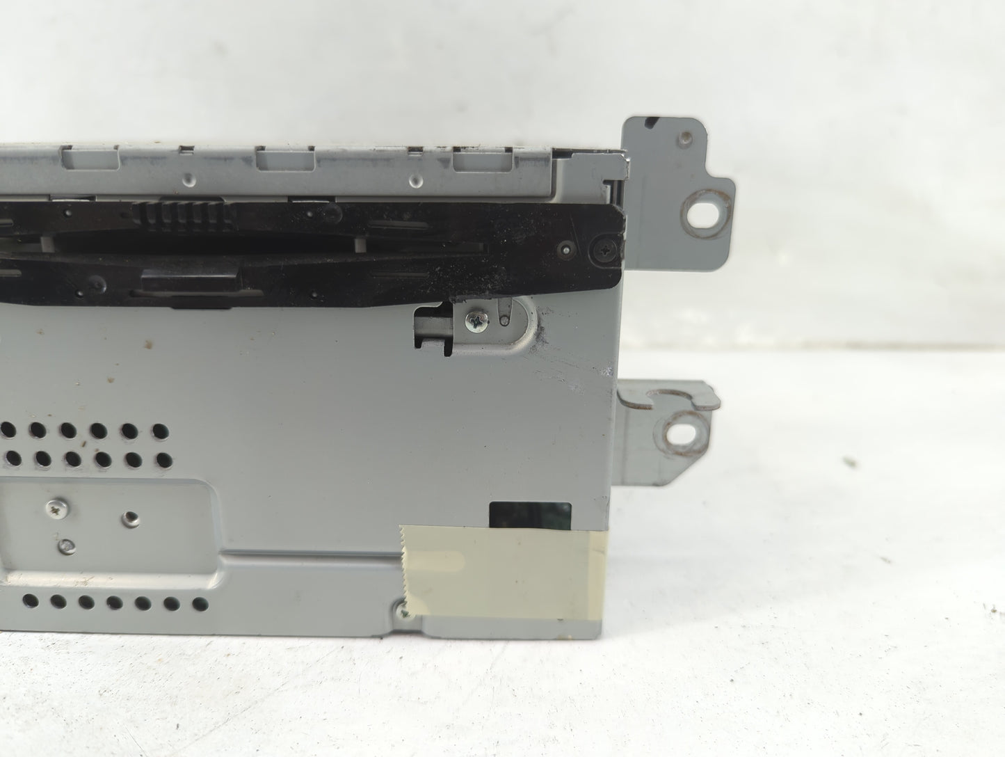 2010 Ford Fusion Radio AM FM Cd Player Receiver Replacement Fits OEM Used Auto Parts - Oemusedautoparts1.com