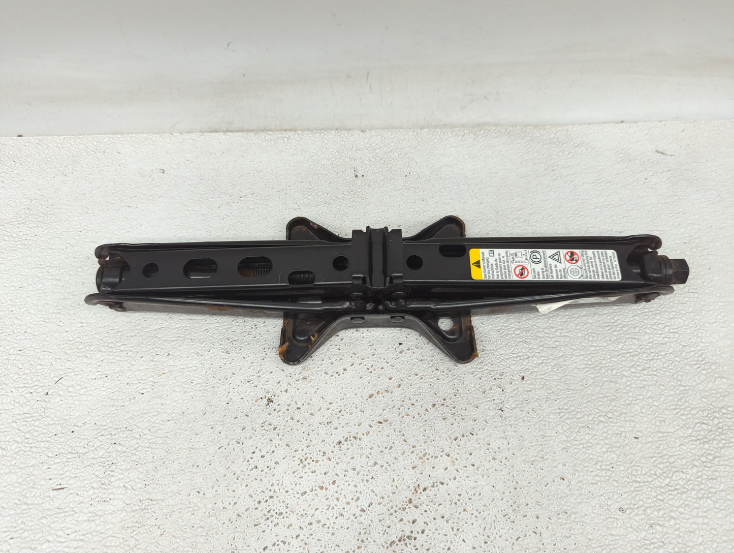 1994 Ford Mustang Spare Scissor Car Jack - Oemusedautoparts1.com