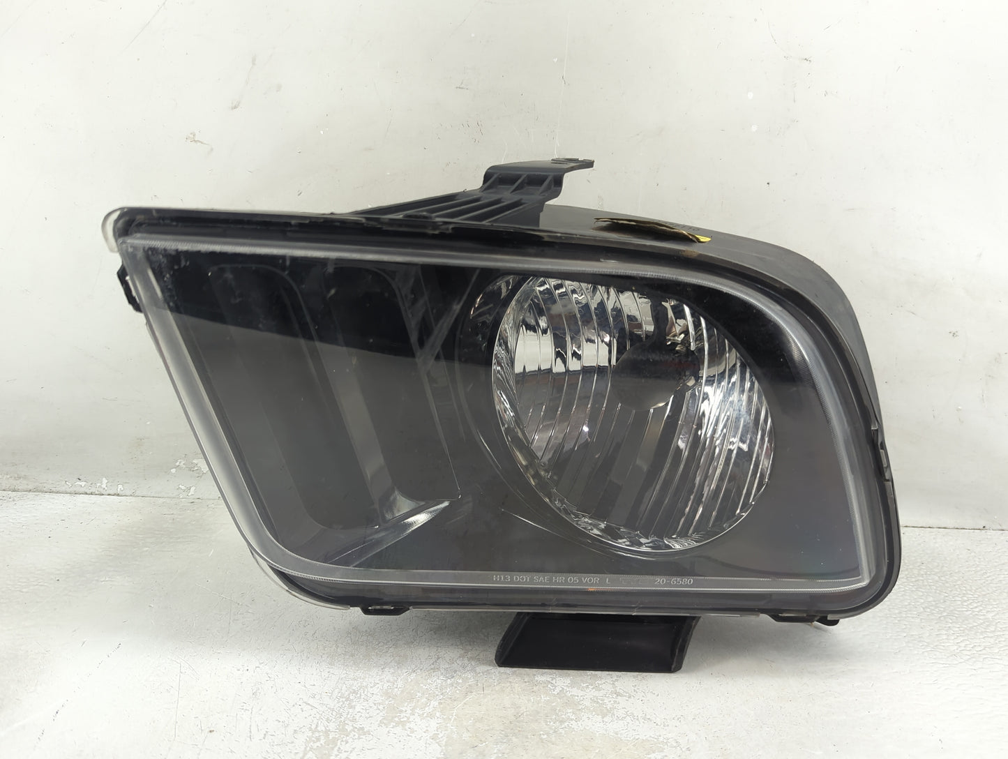 2005-2006 Ford Mustang Driver Left Oem Head Light Headlight Lamp - Oemusedautoparts1.com
