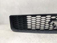 2005-2009 Ford Mustang Front Grille Bumper Not Included - Oemusedautoparts1.com