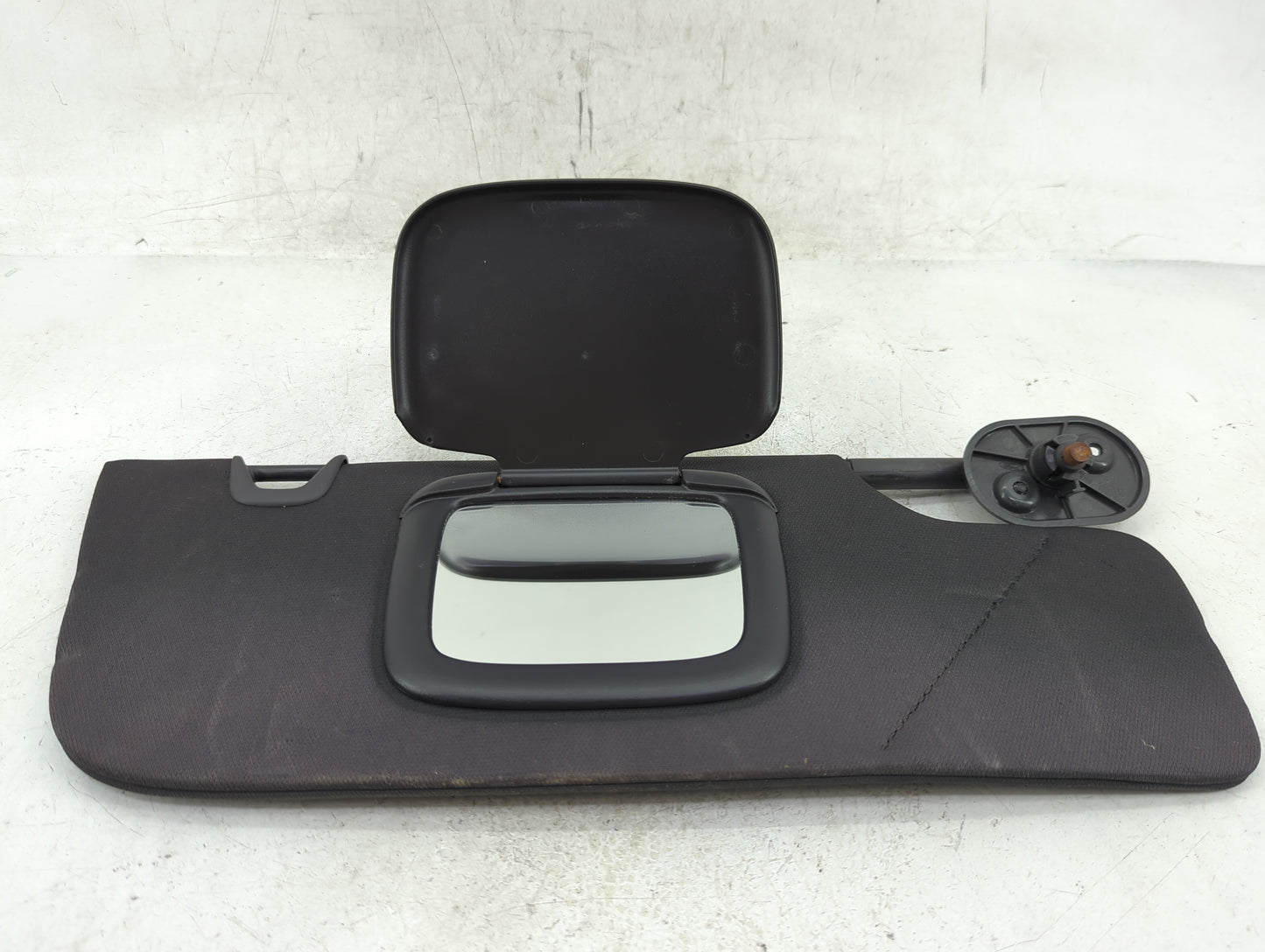 2010-2011 Ford Mustang Sun Visor Shade Replacement Passenger Right Mirror Fits Fits 2010 2011 OEM Used Auto Parts - Oemuseda