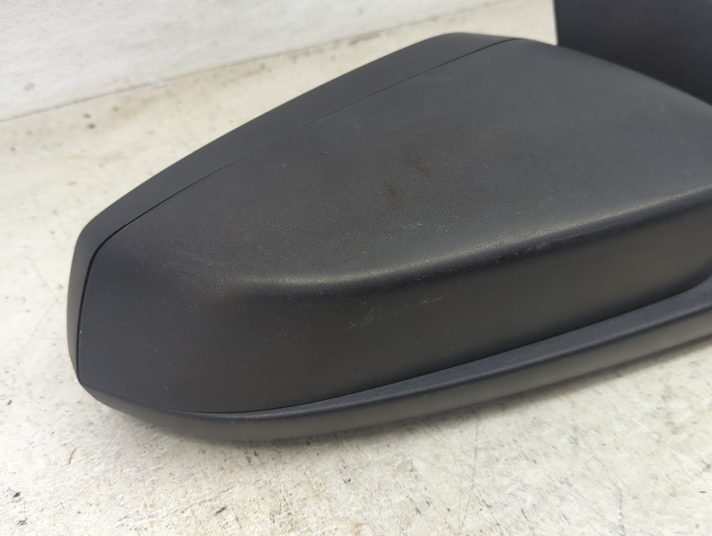 2010-2012 Ford Mustang Passenger Side View Mirror - Right Door Mirror OEM Used - Oemusedautoparts1.com